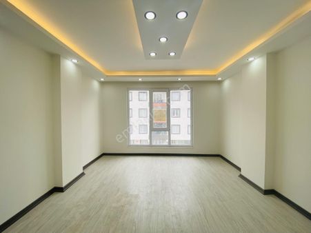 Güven'den Kapaklı'da Hastaneye Yakın Ara Kat Ön Cephe 2+1 Daire