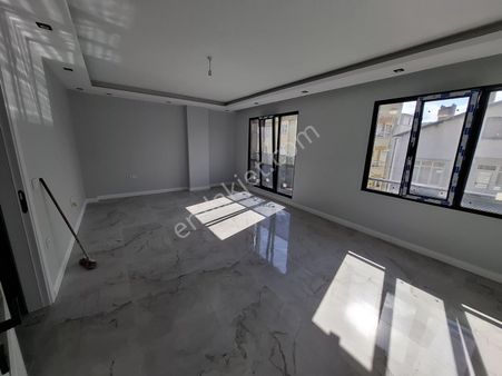 Veffa Gayrimenkulden Çayırova Da Lüks 4+1 Üst Dublex