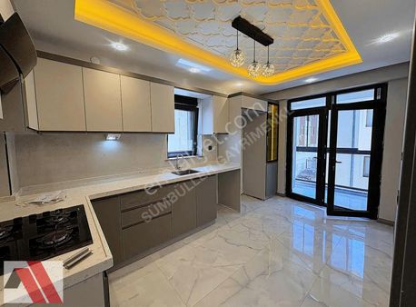 Sümbüller'den Ümit Hastanesi Yakını Ö. Garajlı Arakat Lüx 2+1