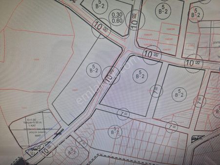 Golden Globy Edremit Zeytinli'de Satılık 2.255 M2 Arsa