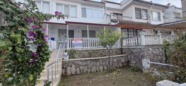 Sahilkent Mahallesinde Satilik 2+1 Villa