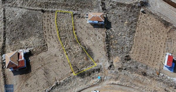 Karakaya 565 M2 Tek Tapu Anayola 500 Metre Fırsat Bağ