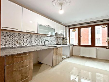 Çınar Mahallesinde Doğan Araslıya Yakın Emsalsiz Fiyata 2+1 Ara Kat