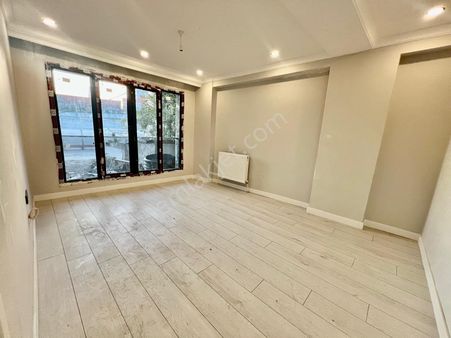 Loft'tan Cumhuriyet'te Satılık Sıfır 2+1 Yüksek Giriş.