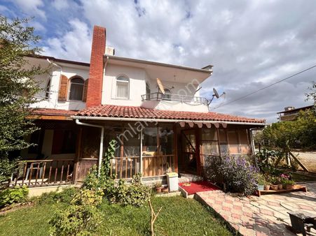 Havuzlu Güvenlikli Güneş Tatil Sitesinde 3+1 Merkezi Konum Villa