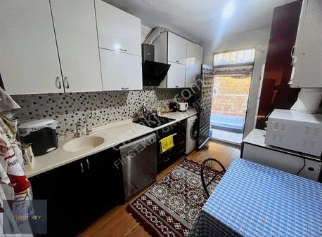 Müstakil Bahçeli 2 Katlı Komple Bina Fırsatı