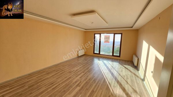Ege Mahallesinde Asansörlü 2. Katta 3+1 Full Yapılı Kiralık Daire