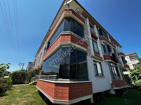 Sakarya Karasu Çarşı Merkezde Satılık 2+1 Geniş Daire