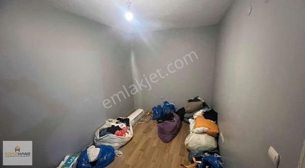 Kiralık 2.kat Termisifonlu Tertemiz Daire