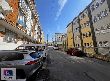 Dialog Cadde'den Cumhuriyet Anadolu Lisesi Karşısı Geniş 2+1