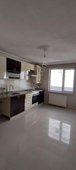 Balıkesir Bahçelievlerde Diş Hastanesi Karşısında Kiralık 3+1 Ara Kat Daire