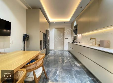 Demirler'den Yenişafak'ta Lavanta Bahçesi Cepheli Geniş 3+1