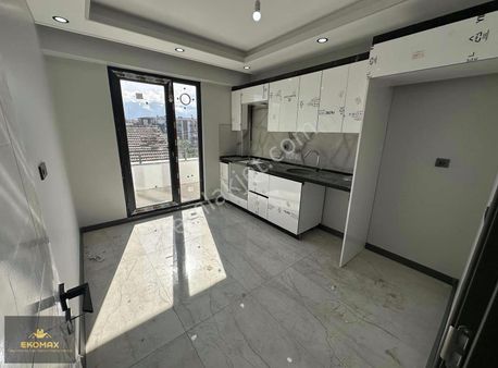 Ertuğrul Gazi Mahallesinde Ebeveyn Banyolu 3+1 Dubleks(eğimsiz)