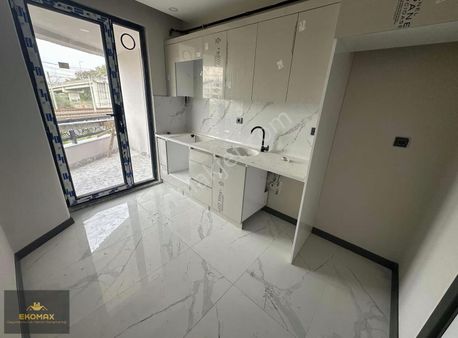 Ataevler Mahallesinde 2+1 Arakat Park Cepheli (önü Kapanmaz)