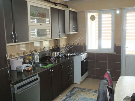 Muhittin Mahallesinde Deprem Etütlü, 3+1 Kombili Daire