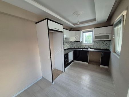 Lavinia Gayrimenkul'den Bahçe Nizam 2+1