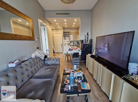 Halime Tarancı'dan Metropol İstanbul 1+1 Kiralık Daire