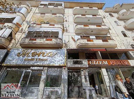 Maltepe Çarşı İçi-3+1 Balkonlu-marmaraya Yakın-kombili-merkezi