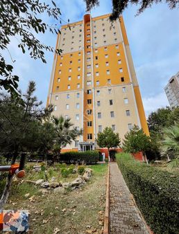 Beylikdüzü Belediye Metrobüse 2. Binada Satılık 3+1arakat Daire