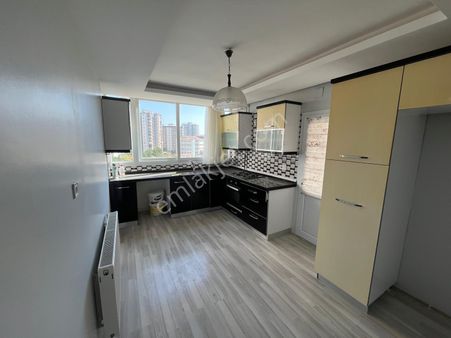 İz'den Yurt'ta Merkezi Konumda Spor Kompleksi Bitişiği, Okullar Bölgesinde Süper Daire