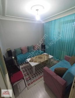 Mimar Emlak'tan Satılık 2+1 Camları Yüksek Yeni Bahçekat