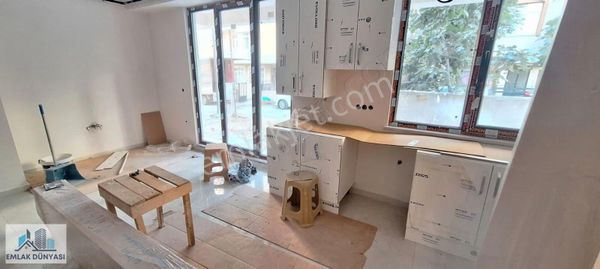 Emlak Dünyası Satılık 1+1 Sıfır Süper Lüks Daire