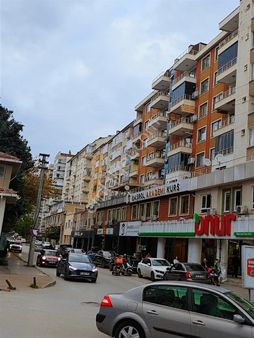 Relax Tr'den Konak Mh Fırsat Fiyatlı Geniş 3+1 Daire