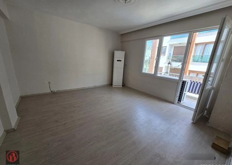 Balçovada Duru Park Ve Metroya Çok Yakın Satılık 2+1 Daire