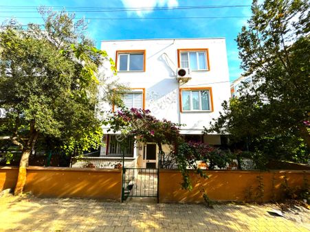 𝄞melodi'den Merkez'de Denize 100mt Müstakil Tadında Çift Balkonlu Tamamen Yenilenen 2+1 Daire