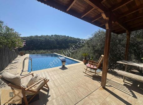 Akyaka Obrukalanda Eşyalı,havuzlu,bahçeli 2+1 Kiralık