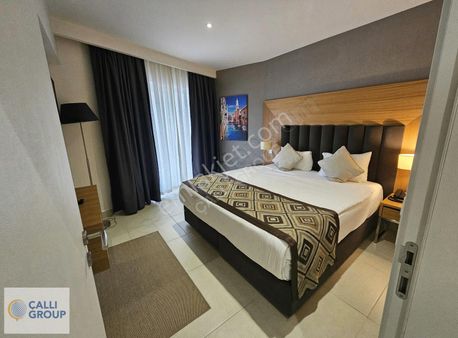 Kuşadası Ramada Suıtes'te Satılık Eşyalı 1+1 Daire