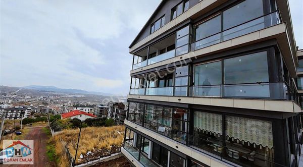 Duhan Emlak'tan Panoramik Deniz Manzaralı Geniş Kullanımlı 3+1