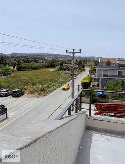 Urla İskele Mah De Deniz Manzaralı Satılık 4+1 Villa