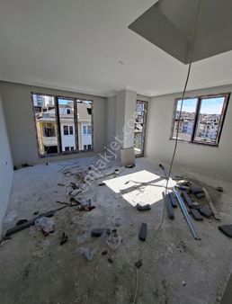 Guzel Konumda 2+2 130 M2 Dubleks Daıre