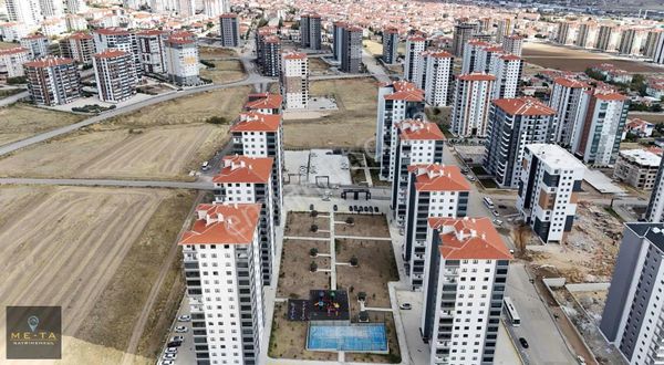 Me-ta Gayrimenkulden Şehitlik Mahallesi Yapılı Satılık 4+1 Daire