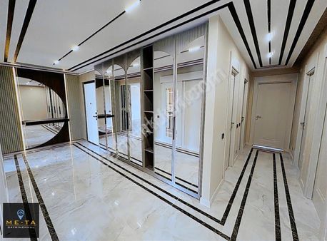 Me-ta Gayrimenkulden Şehitlik Mah. 4+1 Lüks Yapılı Satılık Daire