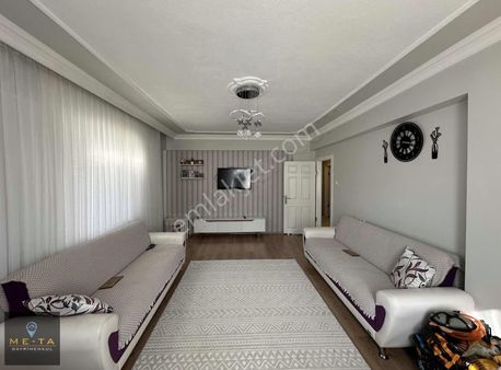 Me-ta Gayrimenkul'den Fatih Mahallesi 3+1 Satılık Orta Kat Daire