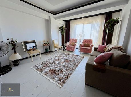 Şimşekten Güzel Konumda Ferah 2+1