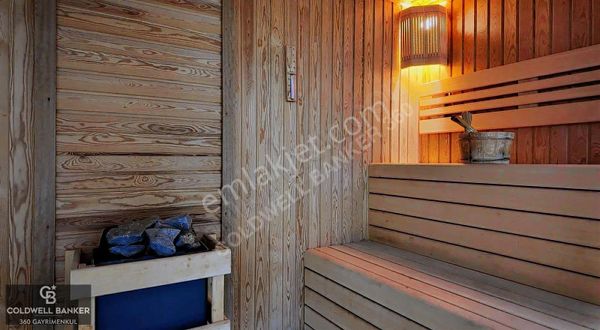 Balçova'da Site İçerisinde,havuzlu,otoparkı Olan Lüks 4+1 Daire