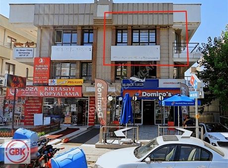 G.o.p Uğur Mumcu Caddesi'nde Asansörlü Ofis Kullanımlı Dublex