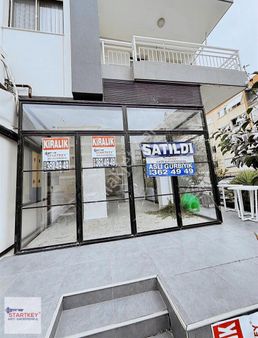 Bostanlı Barlar Sokağında Kiralık Köşe Dükkan