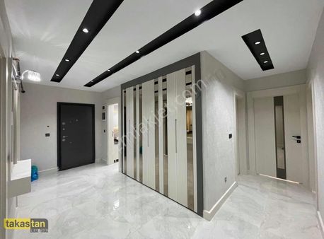 Göktürk Mahallesi Geniş Oturumlu 3+1 Lüx Satılık Daire