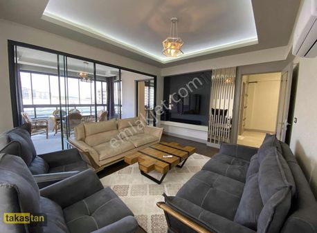 Fıstıklık Merkezde Satılık Süper Lüks 3+1 Daire