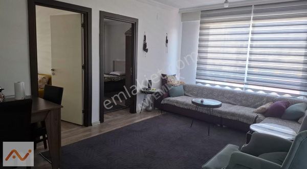 Şehir Merkezinde Ön Cephesi Açık 2+1 Satılık Daire