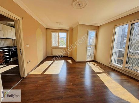 Metroya 8dk Ara Kat Ferah Daire