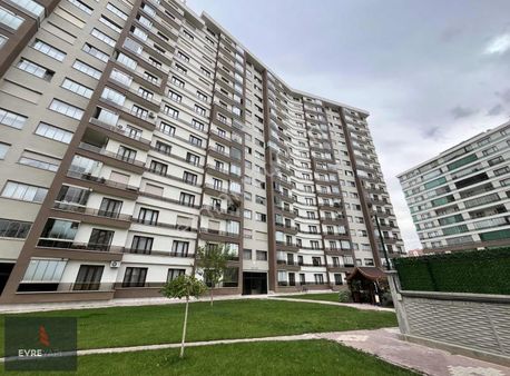 Evre Yapıdan Şeker Mh. 4,5+1 Ara Kat Daire