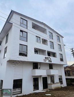 Deallife'dan Başiskele'de Satılık 2+1 Arakat Daire