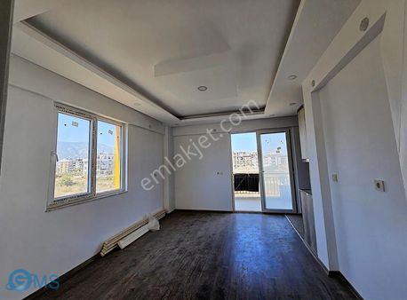 Döşemealtı Yeniköyde 3+1 Sıfır Arakat Katta Tek Daire Üzerine