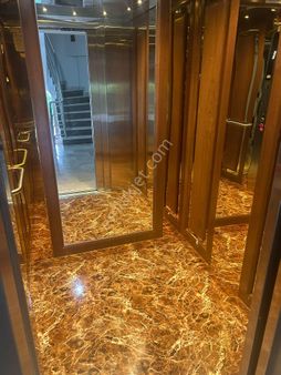 Seyrek Merkeze Yakın 1+1 Doğalgazlı Ara Kat Daire