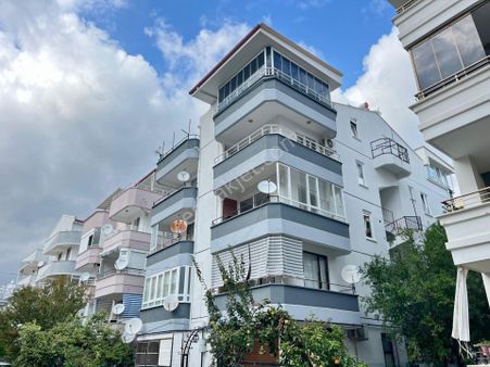 Akçay Sezgin Emlaktan Ön Cephe & Merkezi Konum Satılık 2+1 Daire